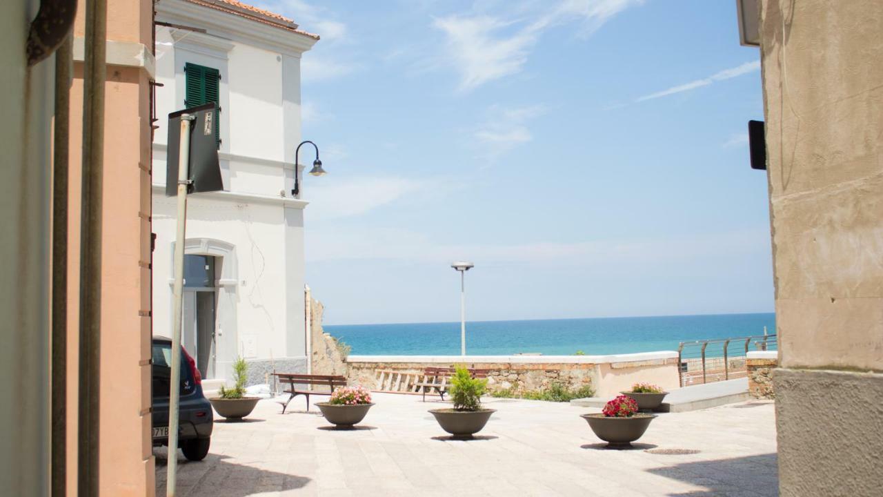 Monolocale Nel Borgo Antico, A Due Passi Dal Mare E Dal Porto Apartment Termoli Exterior photo